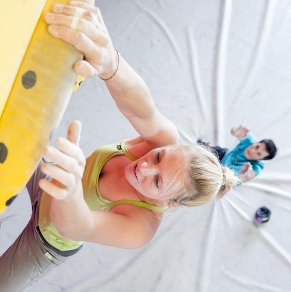 Fallschule beim Bouldern